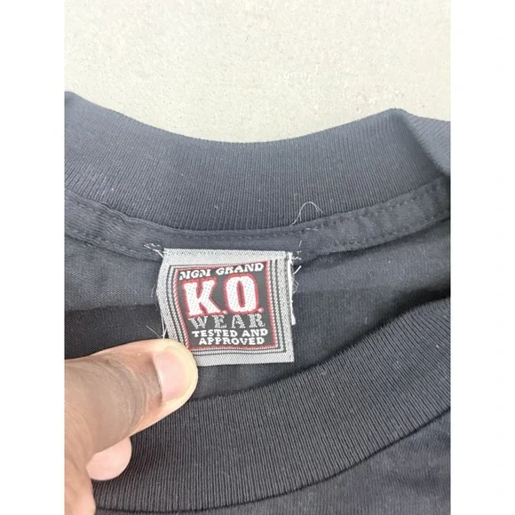 Vtg 1995 Mike Tyson vs Peter McNeeley Shirt XL MGM Grand KO Wear Boxing - Picture 4 of 8